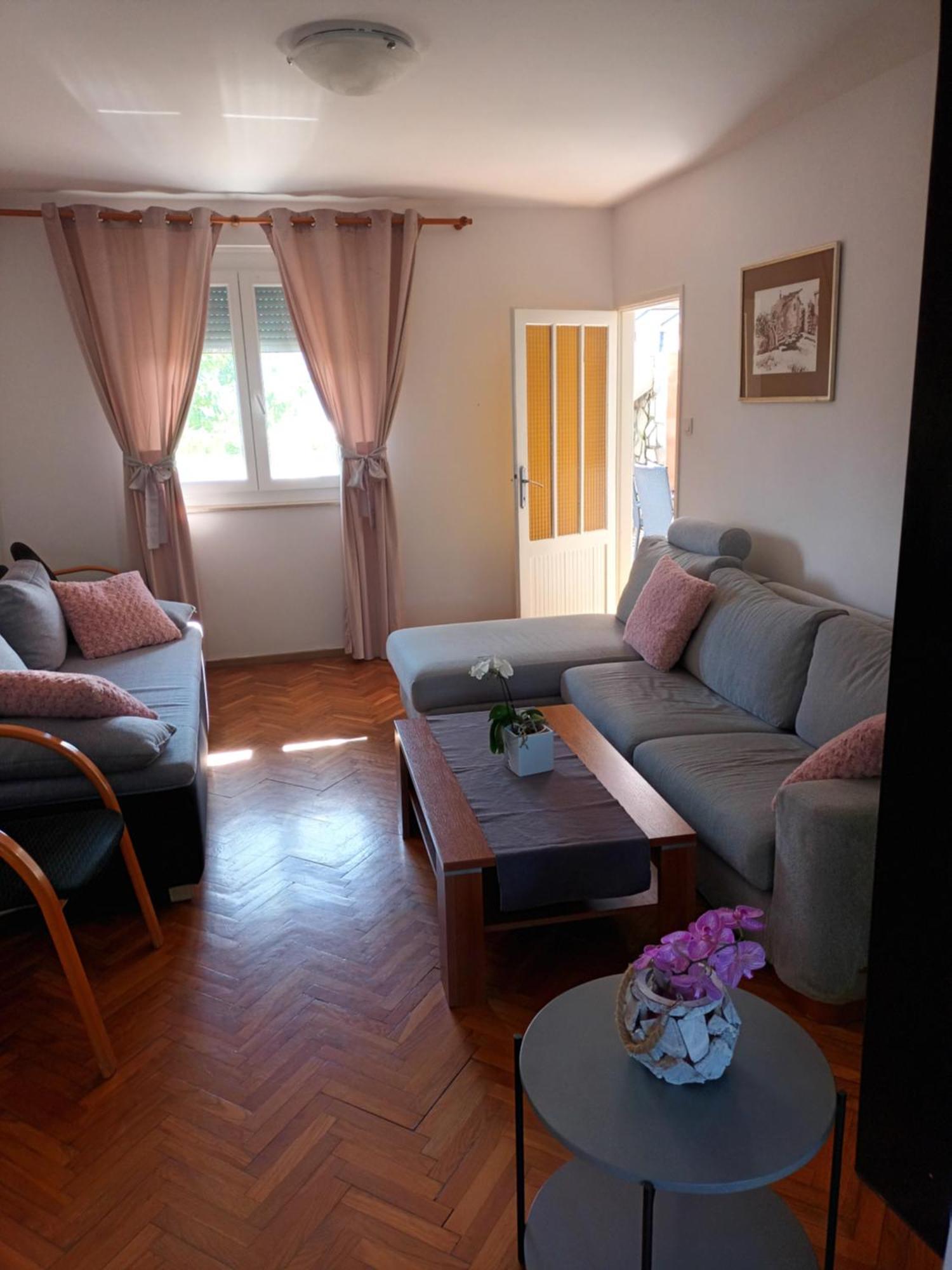 Apartment Magdic Brzac Екстер'єр фото